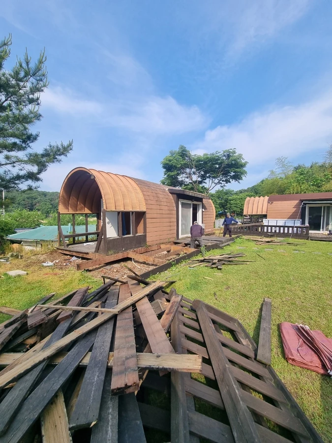 카라반 캠핑장 일괄 철거 작업
