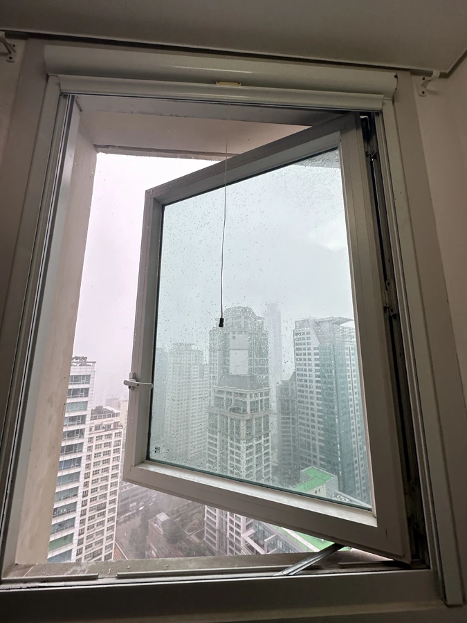 캐시먼트 창문