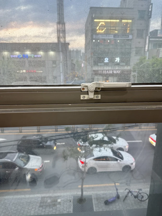 창문 손잡이