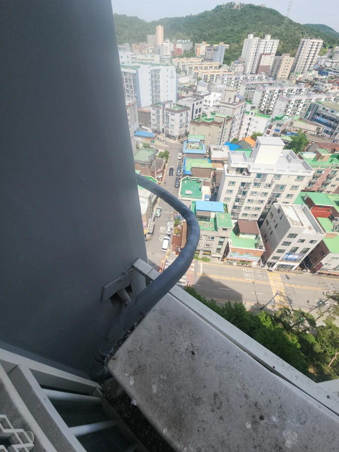 외벽보수 (로프공외벽코킹, 에어컨배관테이핑, 외벽대리석)