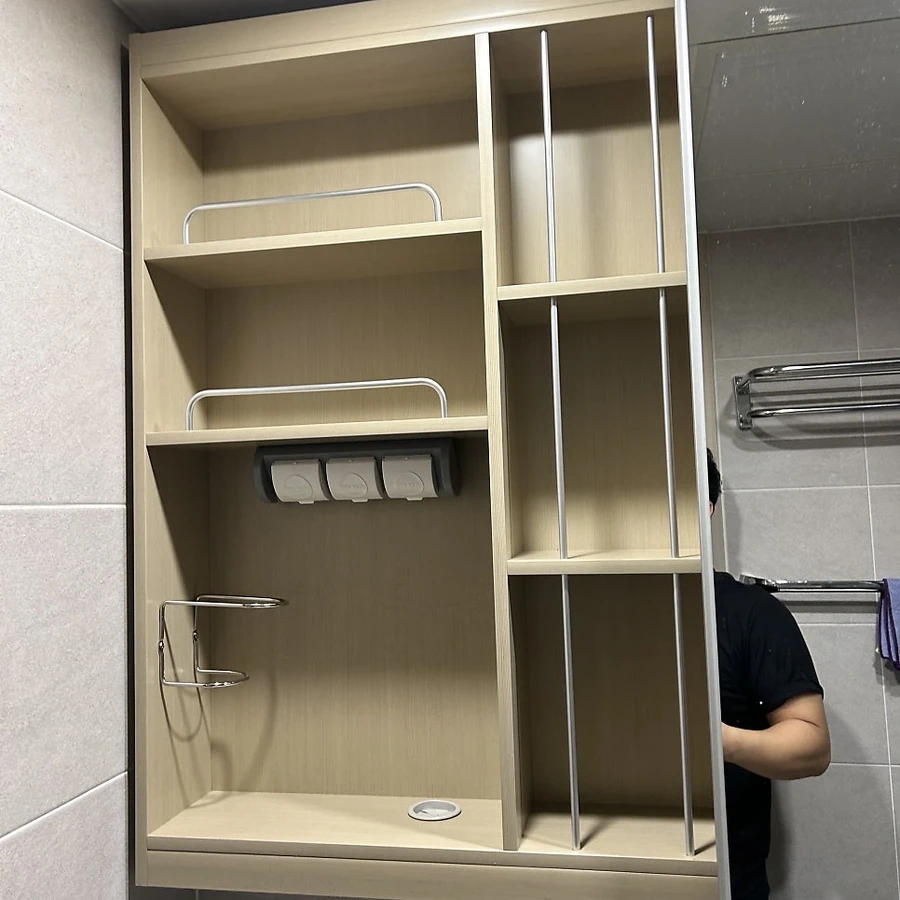 욕실수납장