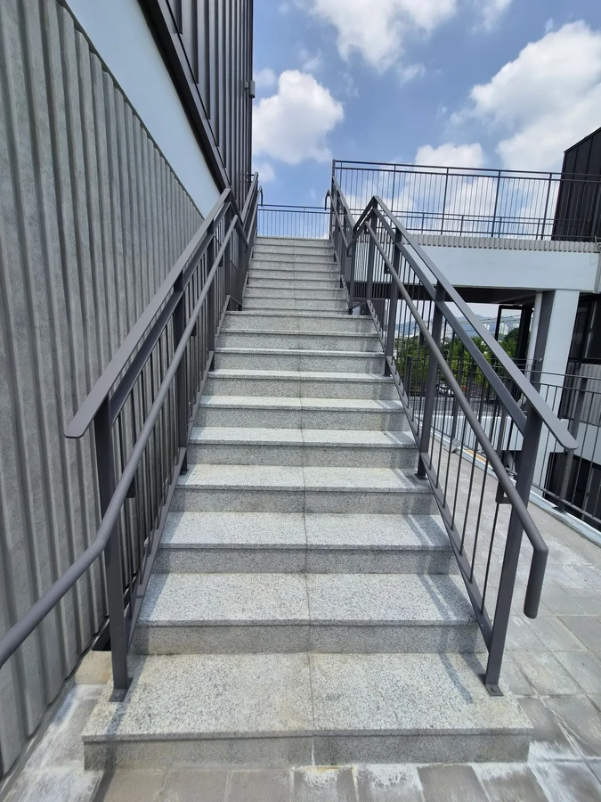 계단,핸들레일 수리