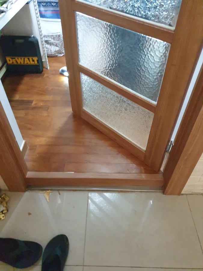 문방향 (방향 바꾸기 -> 세탁실, 방문 등 )