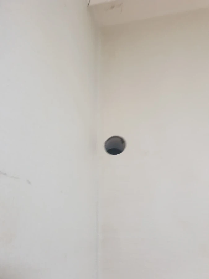 에어컨구멍 복원 (앞구멍복원이나, 뒷구멍복원 )
