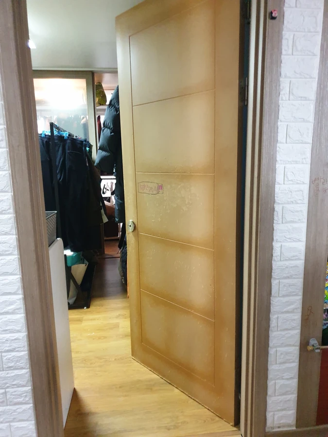 문수리(복원/수리/교체, 현관문, 방화문, 철문, 방문, 욕실문 )