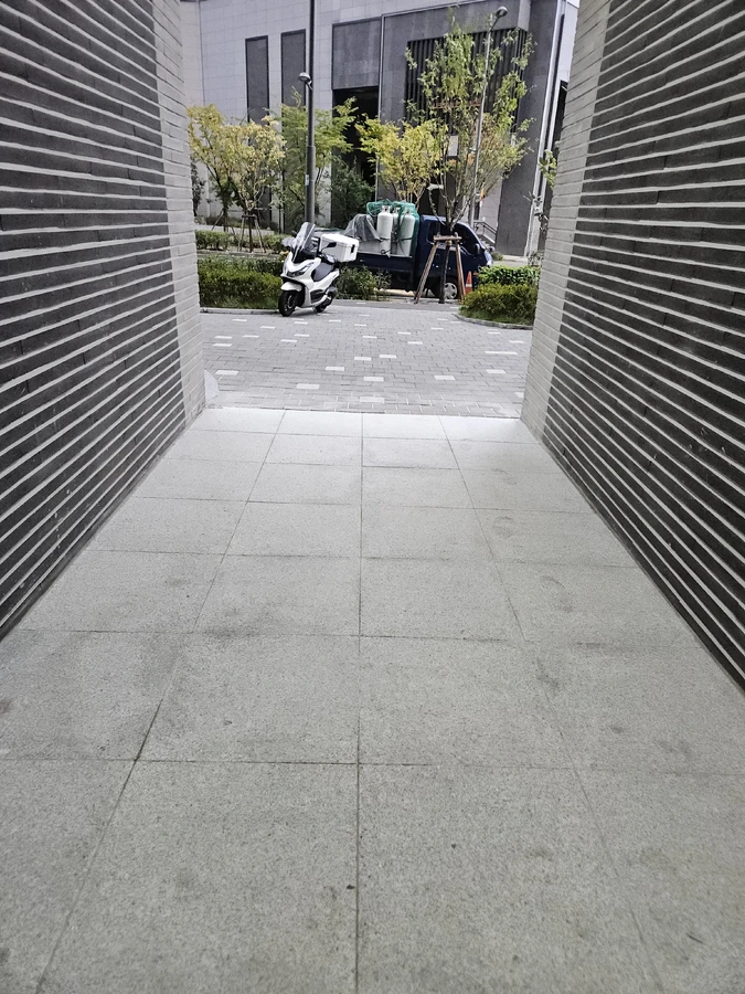 수원 팔달구 보도 경계석 버너구이 완료