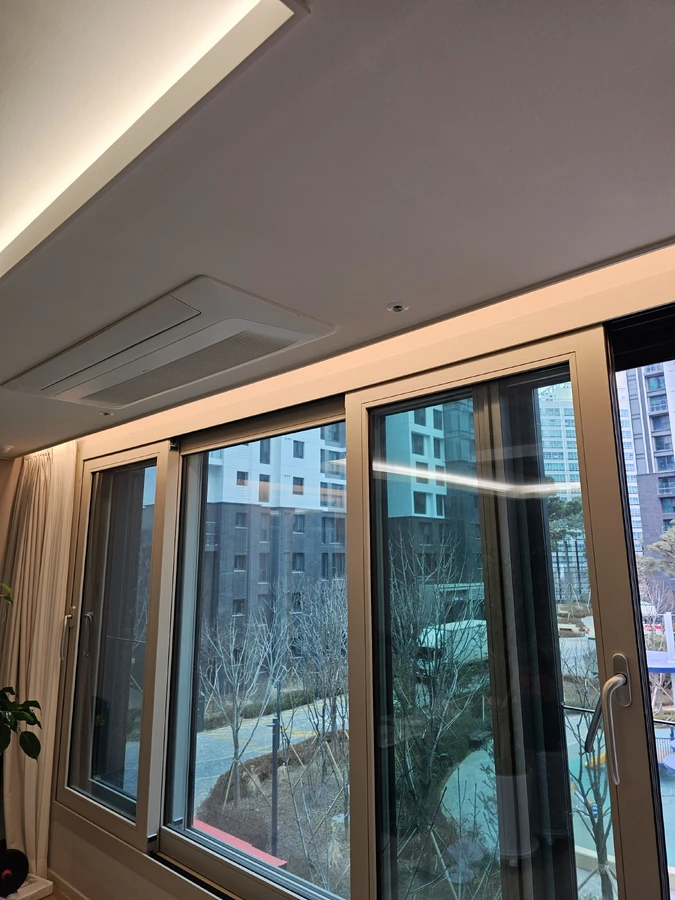 인테리어 간접조명 시공 후 — 잠실 래미안 아이파크 / 커튼박스조명 / 커튼박스간접조명