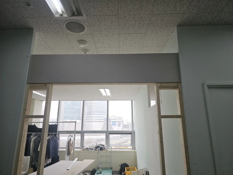 외벽단열공사 현장 사진 3 · 단열층 시공