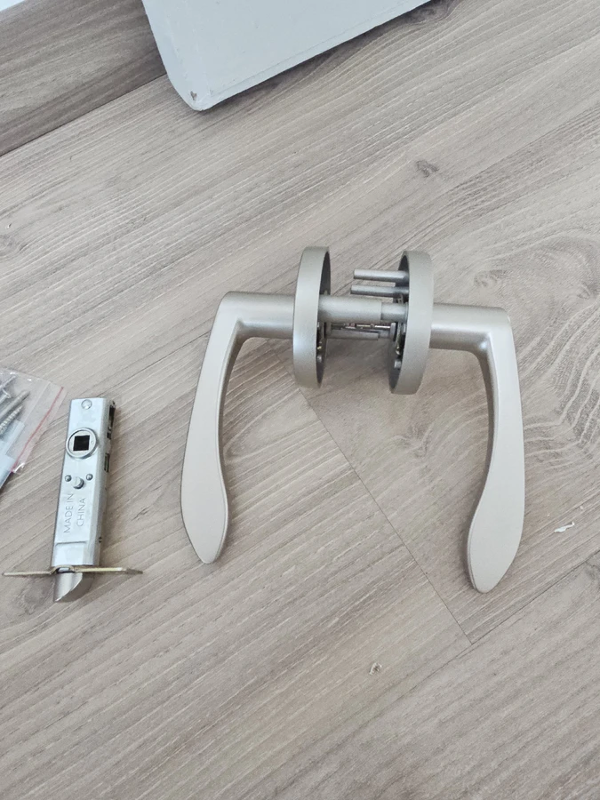문짝몰딩걸레받이