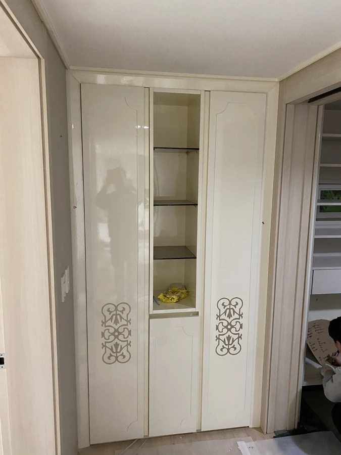 수납장문설치