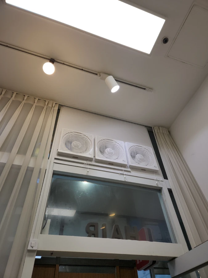 창문환풍기