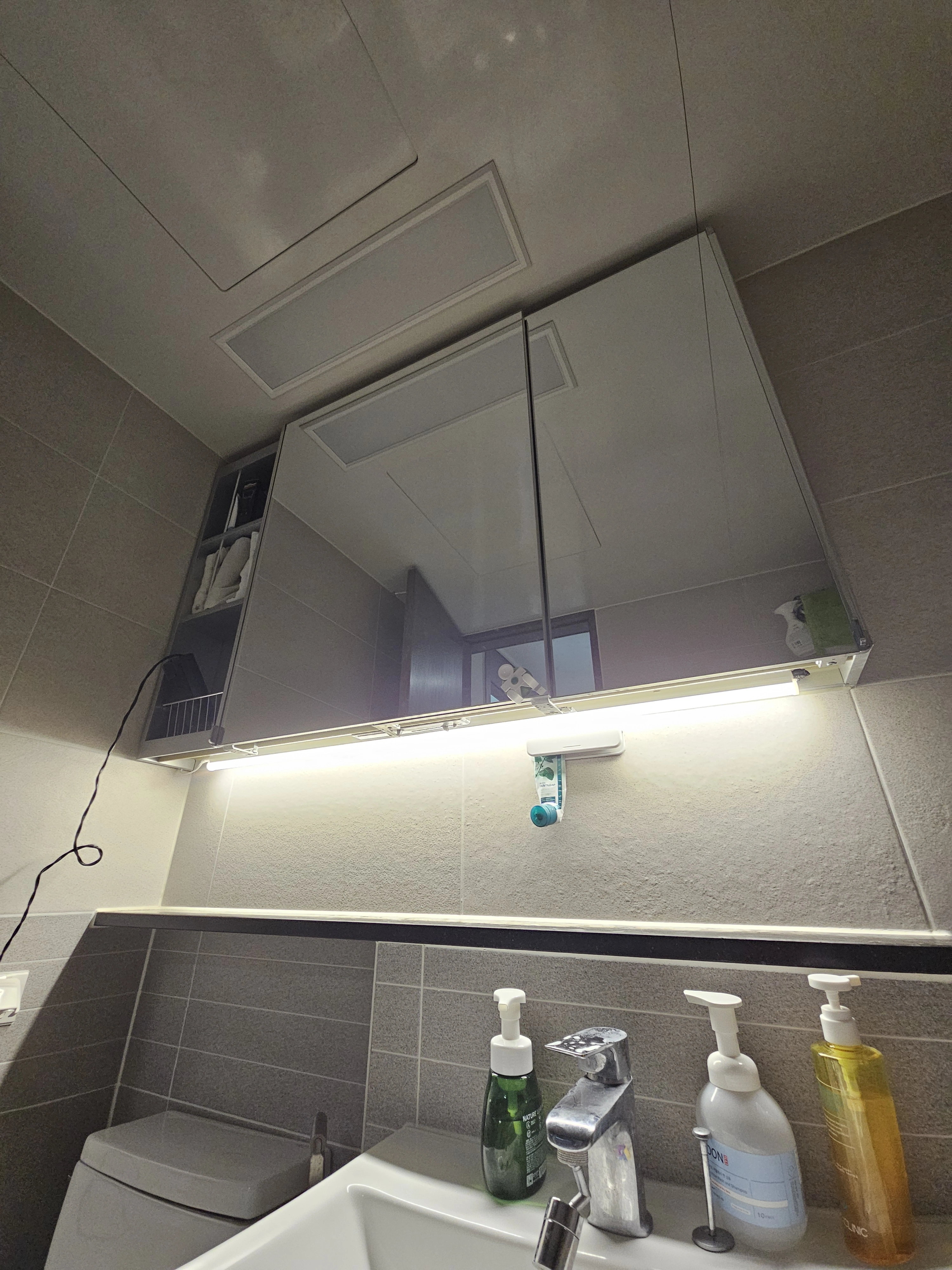 인천 간접조명 시공 후 — 인천 검단 신도시 / 화장실 센서조명