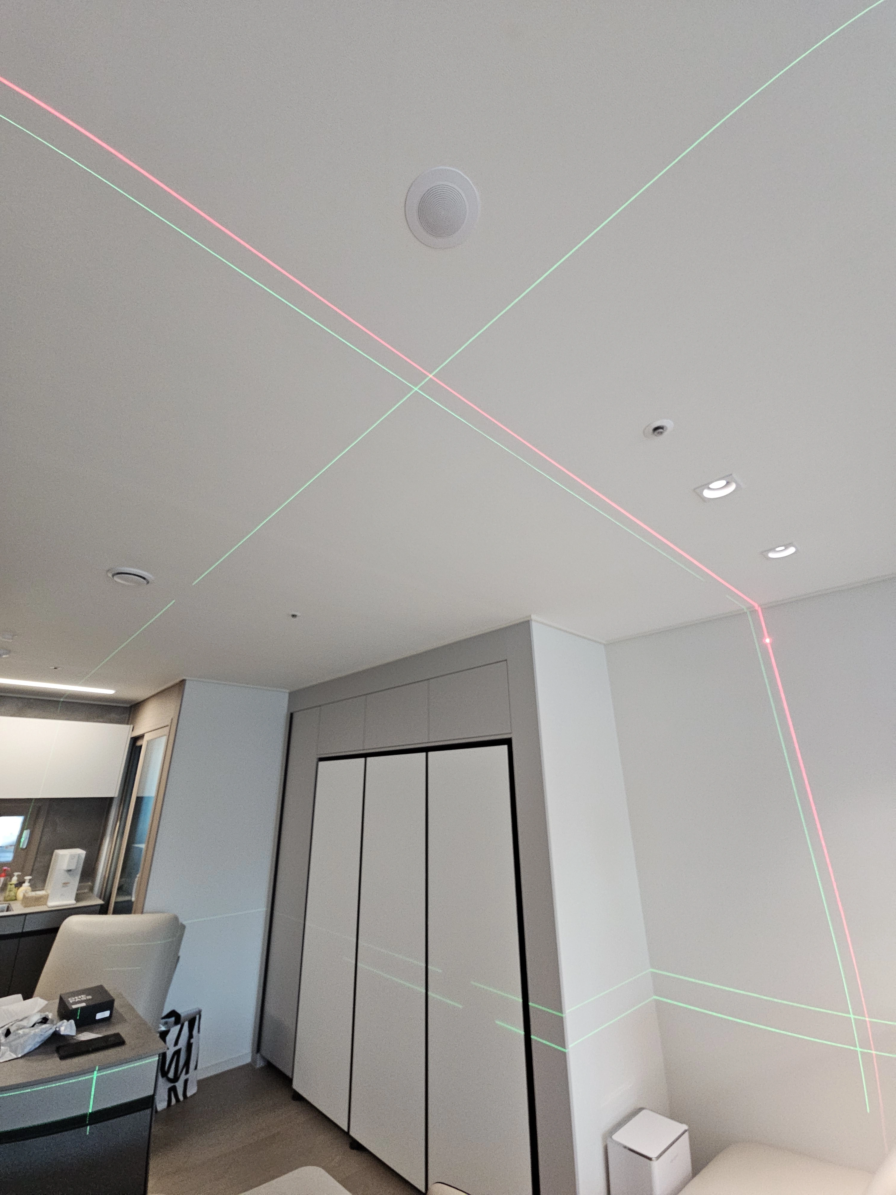 서울 아파트 간접조명 시공 전 — 서초 래미안 원페를라 / 고급 펜던트 조명 설치 / 허먼밀러 펜던트 / 원하는 곳에 조명 설치