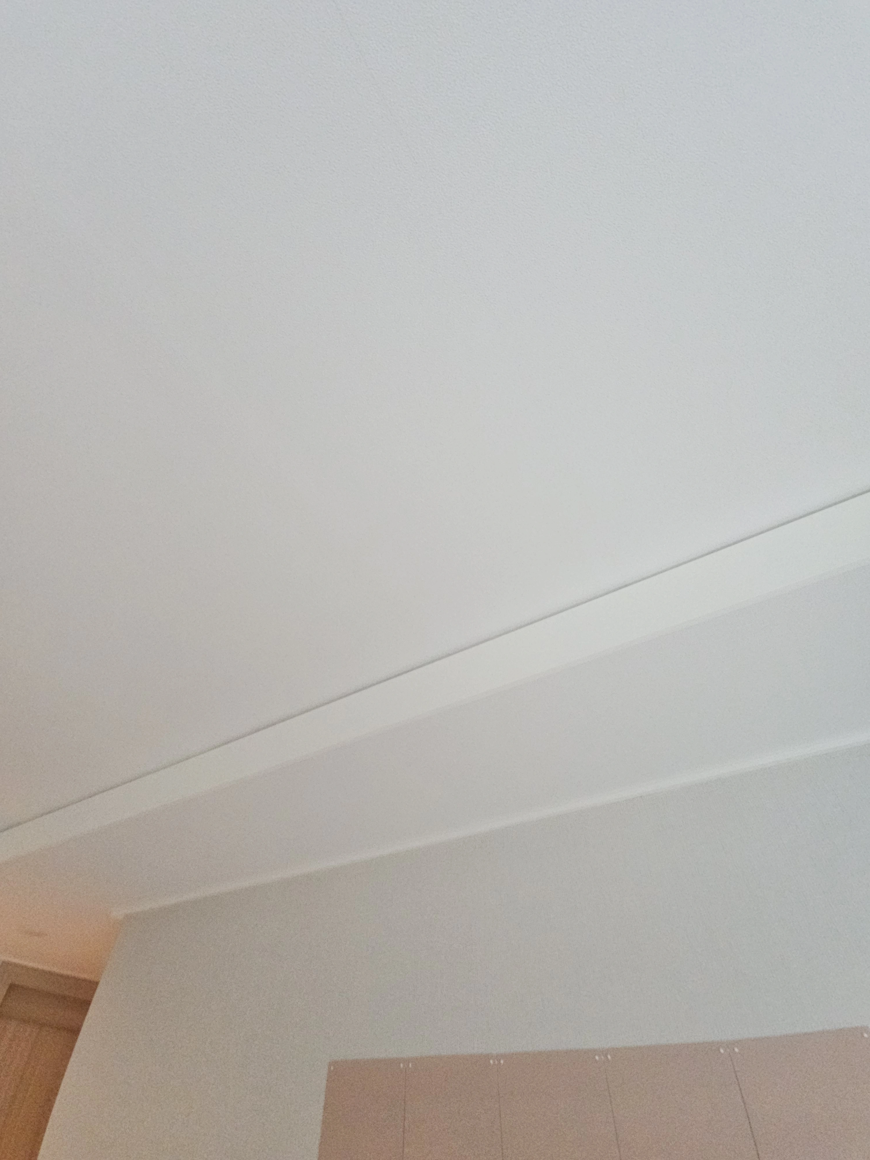 서울 아파트 간접조명 시공 전 — 힐스테이트신촌 / 거실 다운라이트 / 인테리어조명